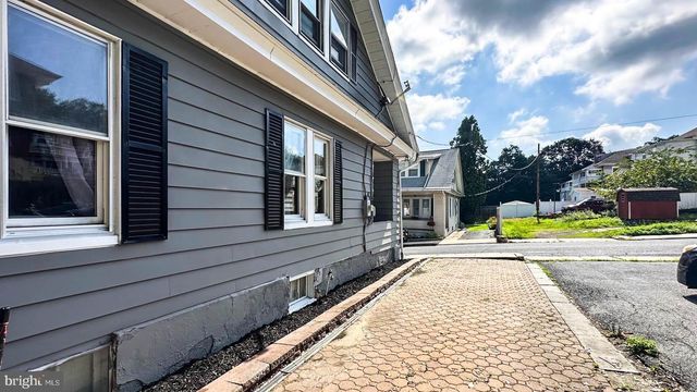 20 PENNWYN TC, Reading, PA 19606