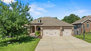 5323 South Carson Street, Battlefield, MO 65619