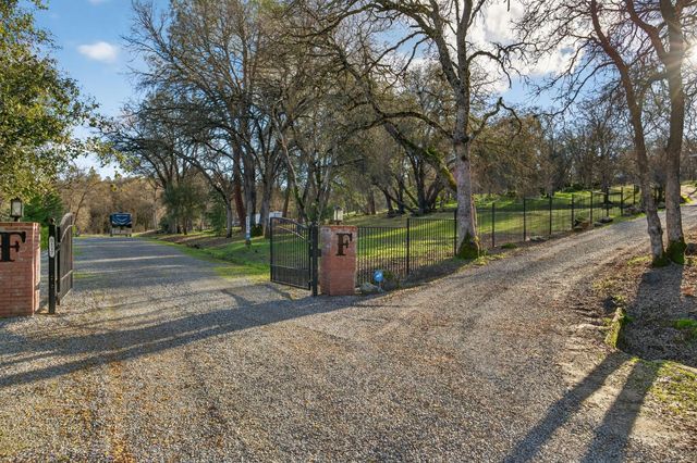 5117 Cutty Sark Ln, Shingle Springs, CA 95682