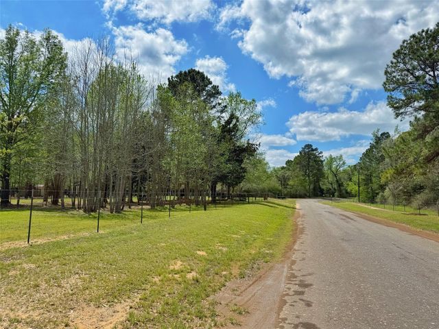 11986 Cr 112, Centerville, TX 75833