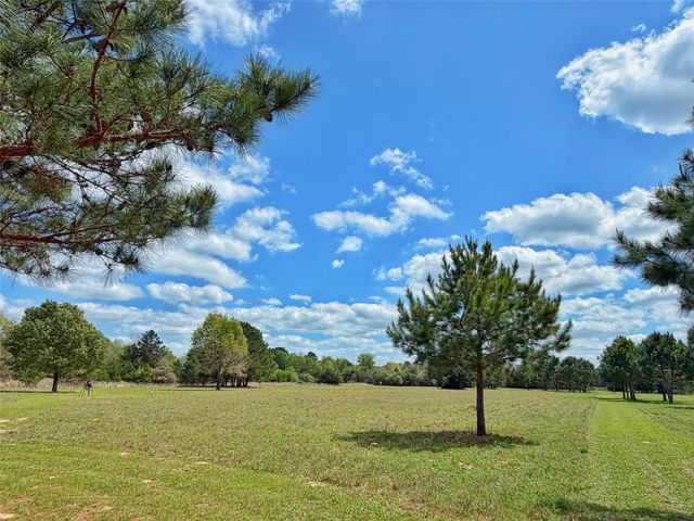 11986 Cr 112, Centerville, TX 75833