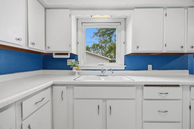 4018 E Rotamer Road, Janesville, WI 53546