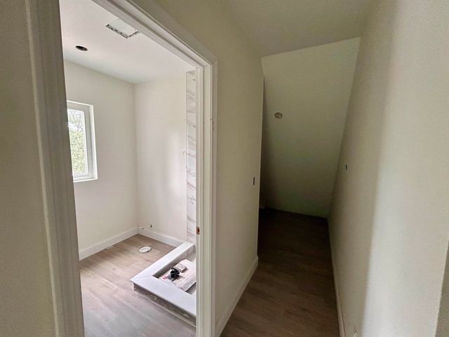 92 Long Shores Drive, Barrington, NH 03825