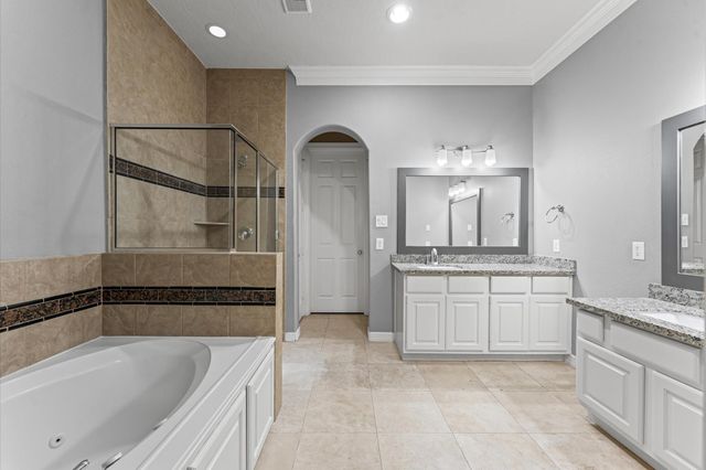 2906 Royal Oaks Green, Houston, TX 77082