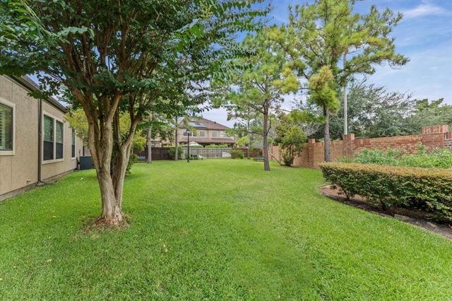 2906 Royal Oaks Green, Houston, TX 77082