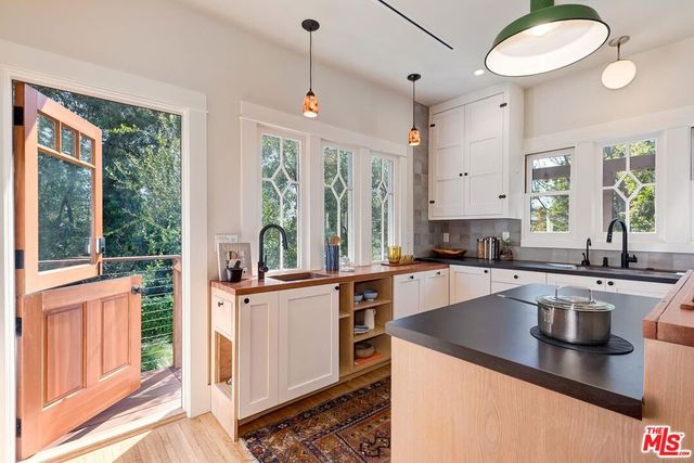 1815 Park Drive, Los Angeles, CA 90026