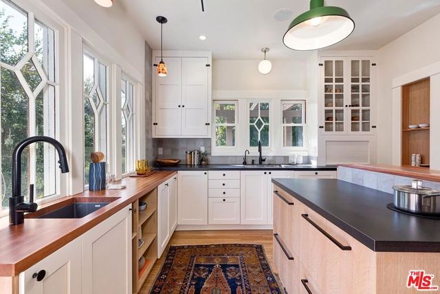 1815 Park Drive, Los Angeles, CA 90026