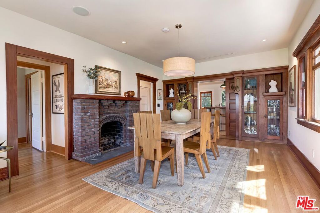 Image 13 of property listing at 1815 Park Drive, Los Angeles, CA 90026