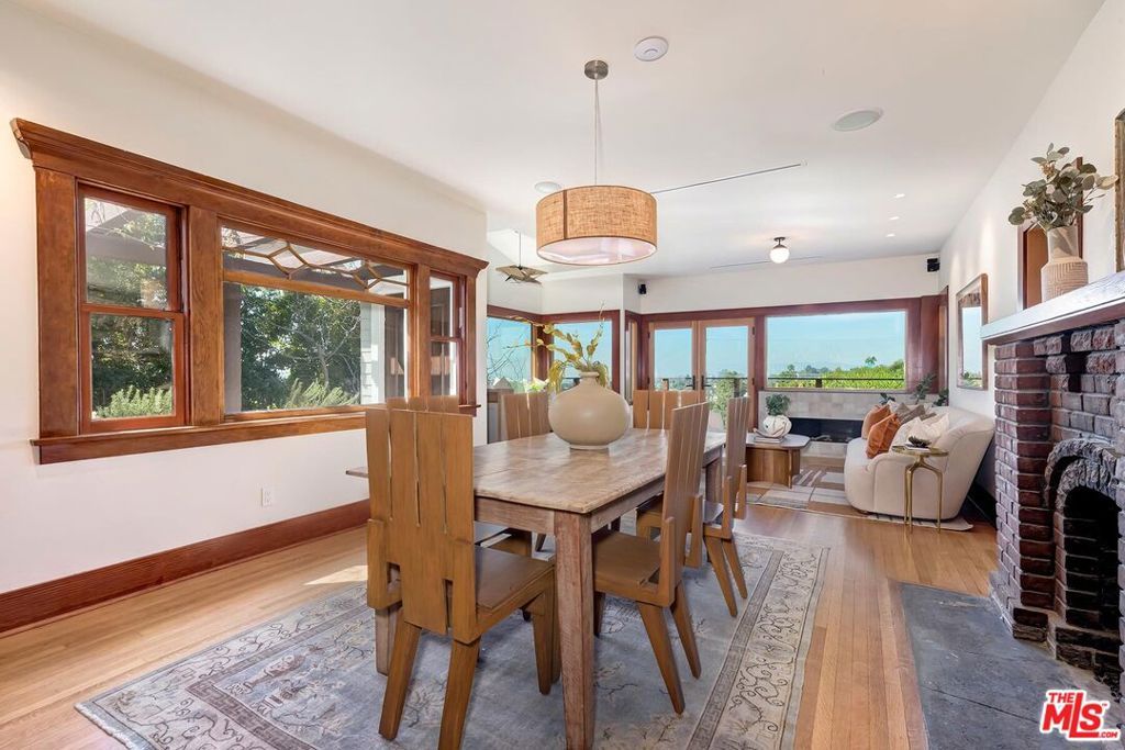 Image 15 of property listing at 1815 Park Drive, Los Angeles, CA 90026