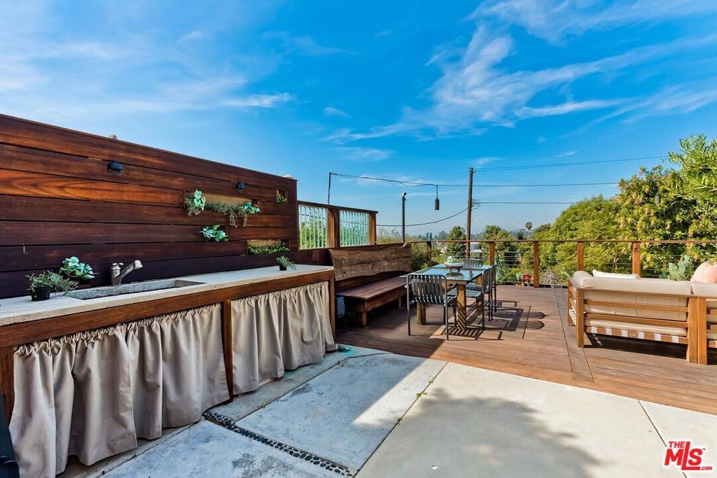 Image 46 of property listing at 1815 Park Drive, Los Angeles, CA 90026