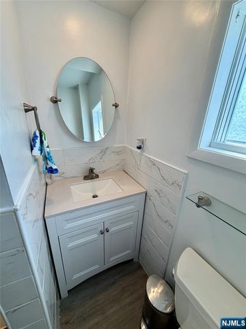 27 Roosevelt Avenue, Dumont, NJ 07628