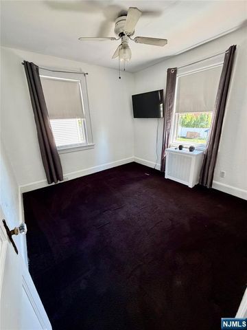 27 Roosevelt Avenue, Dumont, NJ 07628