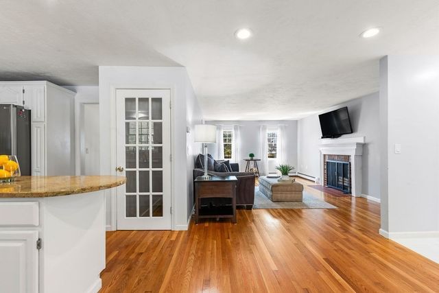 30 Jacob Dr, Mansfield, MA 02048