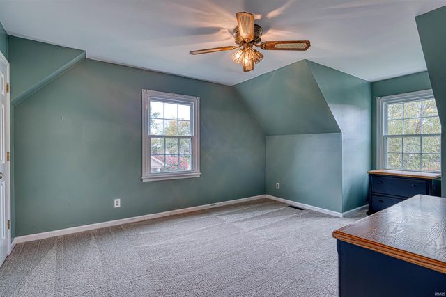 345 WILSON Square, Evansville, IN 47715