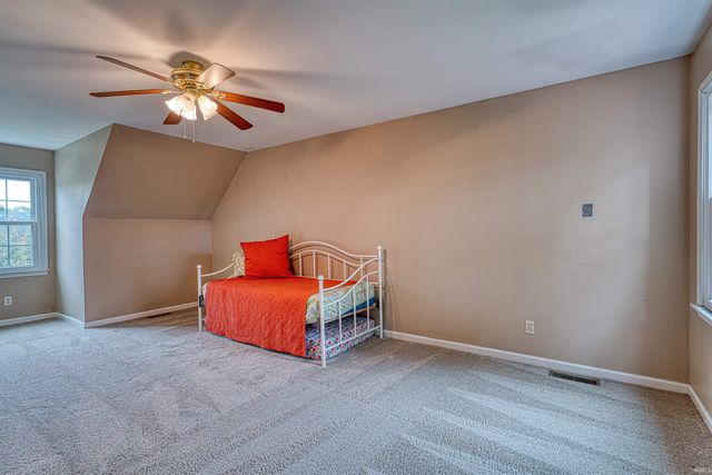 345 WILSON Square, Evansville, IN 47715