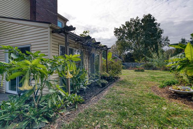 345 WILSON Square, Evansville, IN 47715