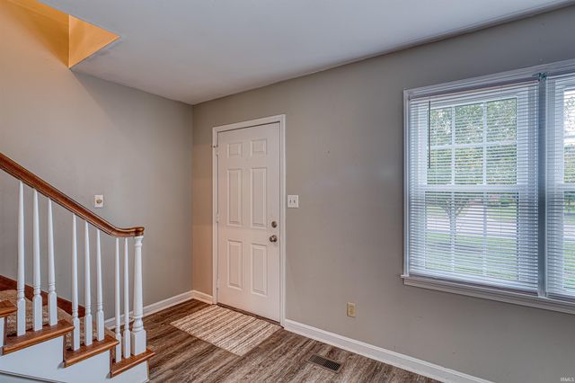 345 WILSON Square, Evansville, IN 47715