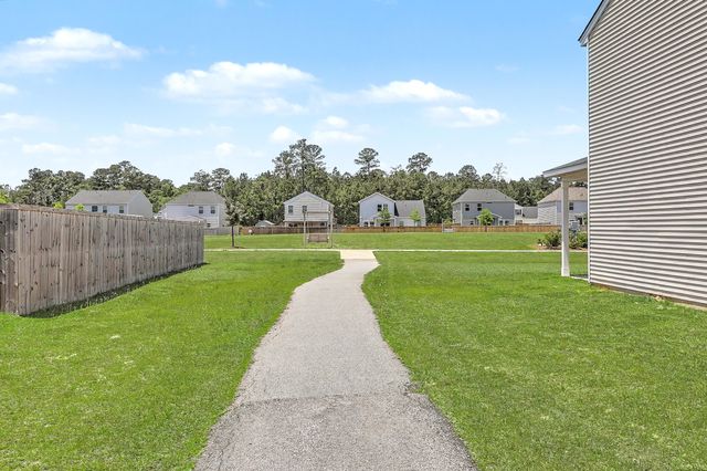 324 Gothenburg Trail, Summerville, SC 29486