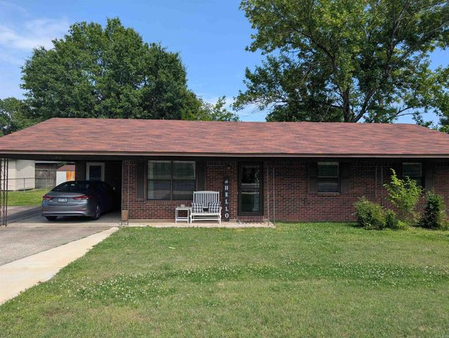 680 E German Lane, Conway, AR 72032