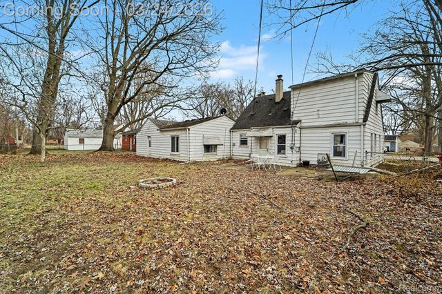 20620 Westhampton Avenue, Southfield, MI 48075