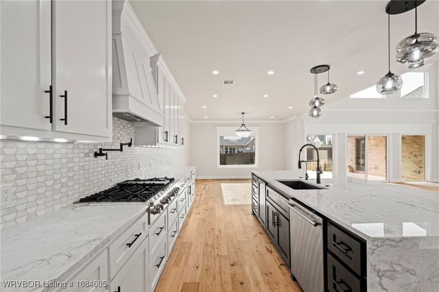 9100 Astoria Trail, Fort Smith, AR 72916