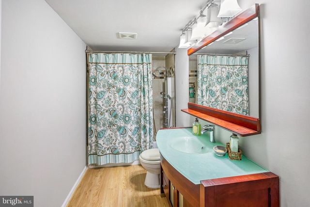 8217 BAYBERRY RIDGE RD, Fairfax Station, VA 22039