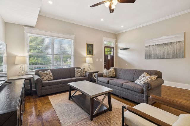 1413B Meridian St, Nashville, TN 37207