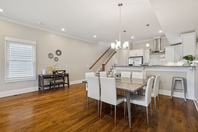 1413B Meridian St, Nashville, TN 37207