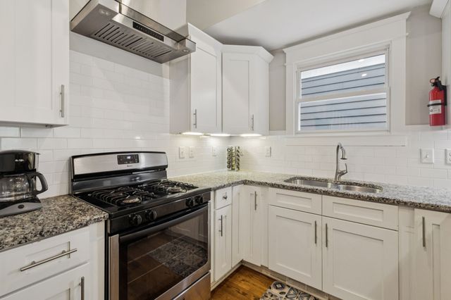 1413B Meridian St, Nashville, TN 37207