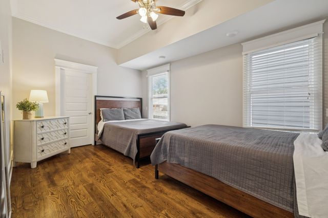 1413B Meridian St, Nashville, TN 37207