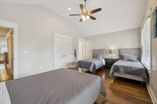1413B Meridian St, Nashville, TN 37207