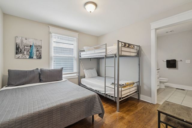 1413B Meridian St, Nashville, TN 37207