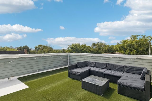 1413B Meridian St, Nashville, TN 37207
