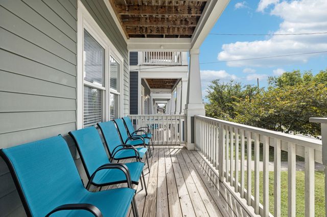 1413B Meridian St, Nashville, TN 37207