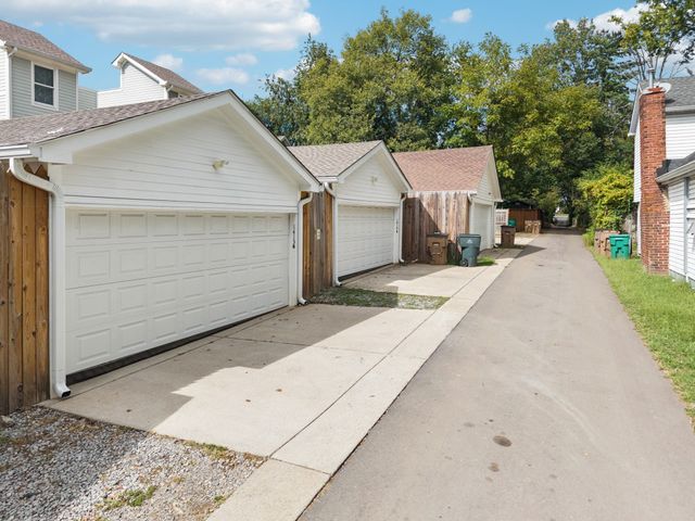 1413B Meridian St, Nashville, TN 37207