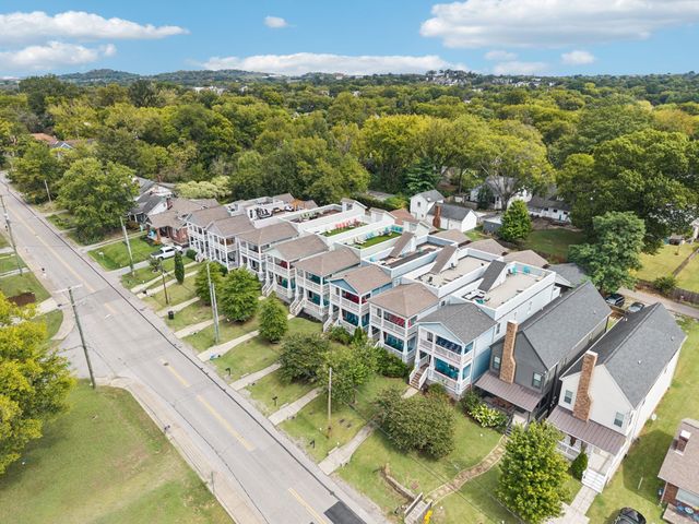 1413B Meridian St, Nashville, TN 37207