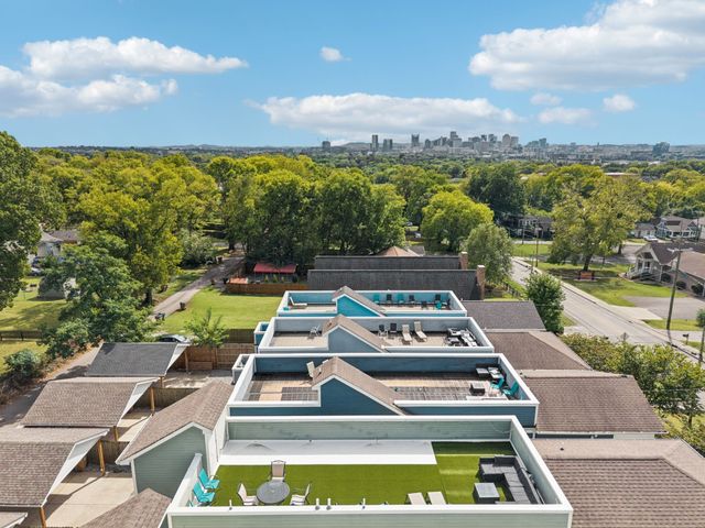 1413B Meridian St, Nashville, TN 37207