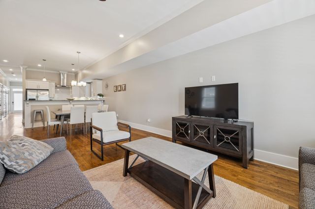 1413B Meridian St, Nashville, TN 37207