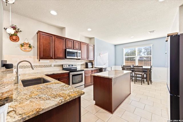 5606 Southern Oaks, San Antonio, TX 78261