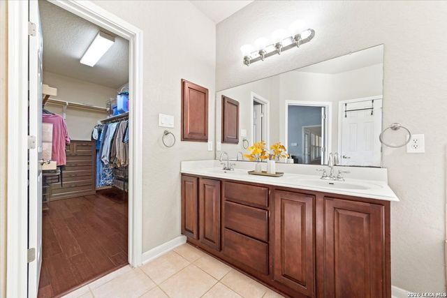5606 Southern Oaks, San Antonio, TX 78261