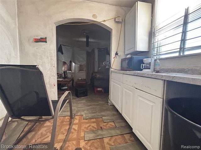 13961 Monte Vista Street, Detroit, MI 48238