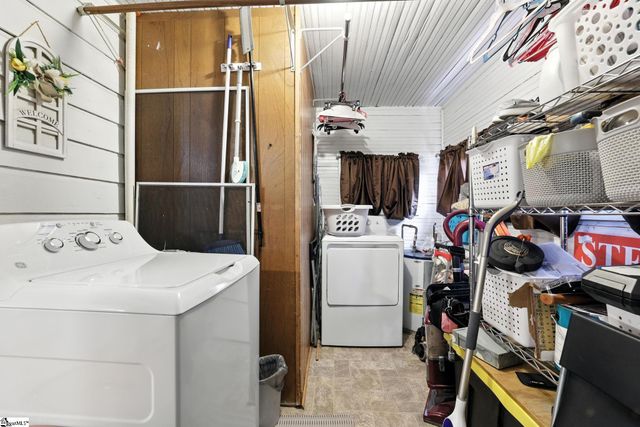 303 Poplar Street, Gaffney, SC 29341