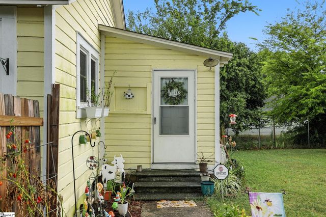 303 Poplar Street, Gaffney, SC 29341