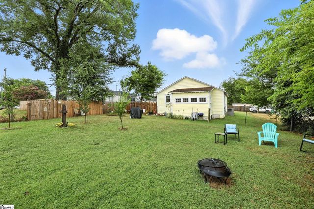 303 Poplar Street, Gaffney, SC 29341