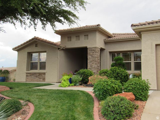 1361 W RED BUTTE DR, Washington, UT 84780