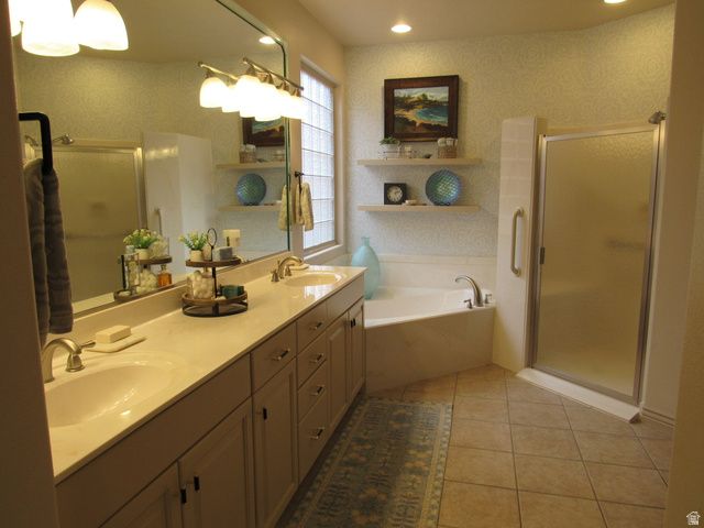 1361 W RED BUTTE DR, Washington, UT 84780