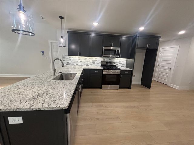 3101 SW Lovely Lane, Bentonville, AR 72713