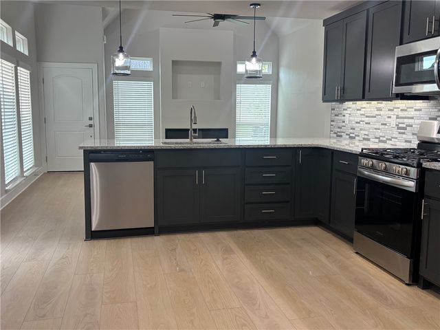 3101 SW Lovely Lane, Bentonville, AR 72713