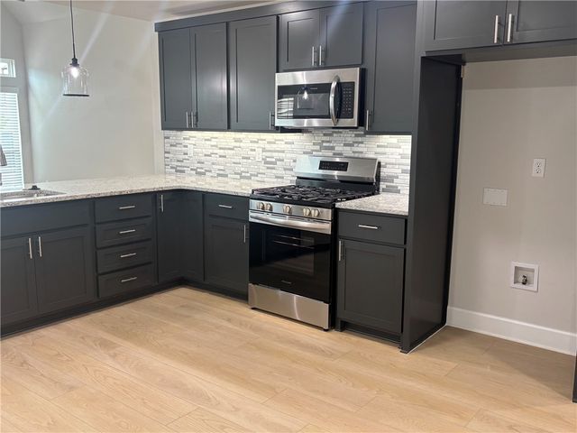 3101 SW Lovely Lane, Bentonville, AR 72713