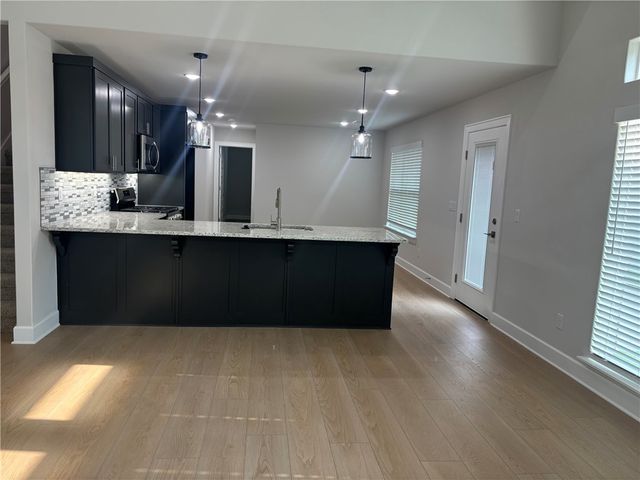 3101 SW Lovely Lane, Bentonville, AR 72713